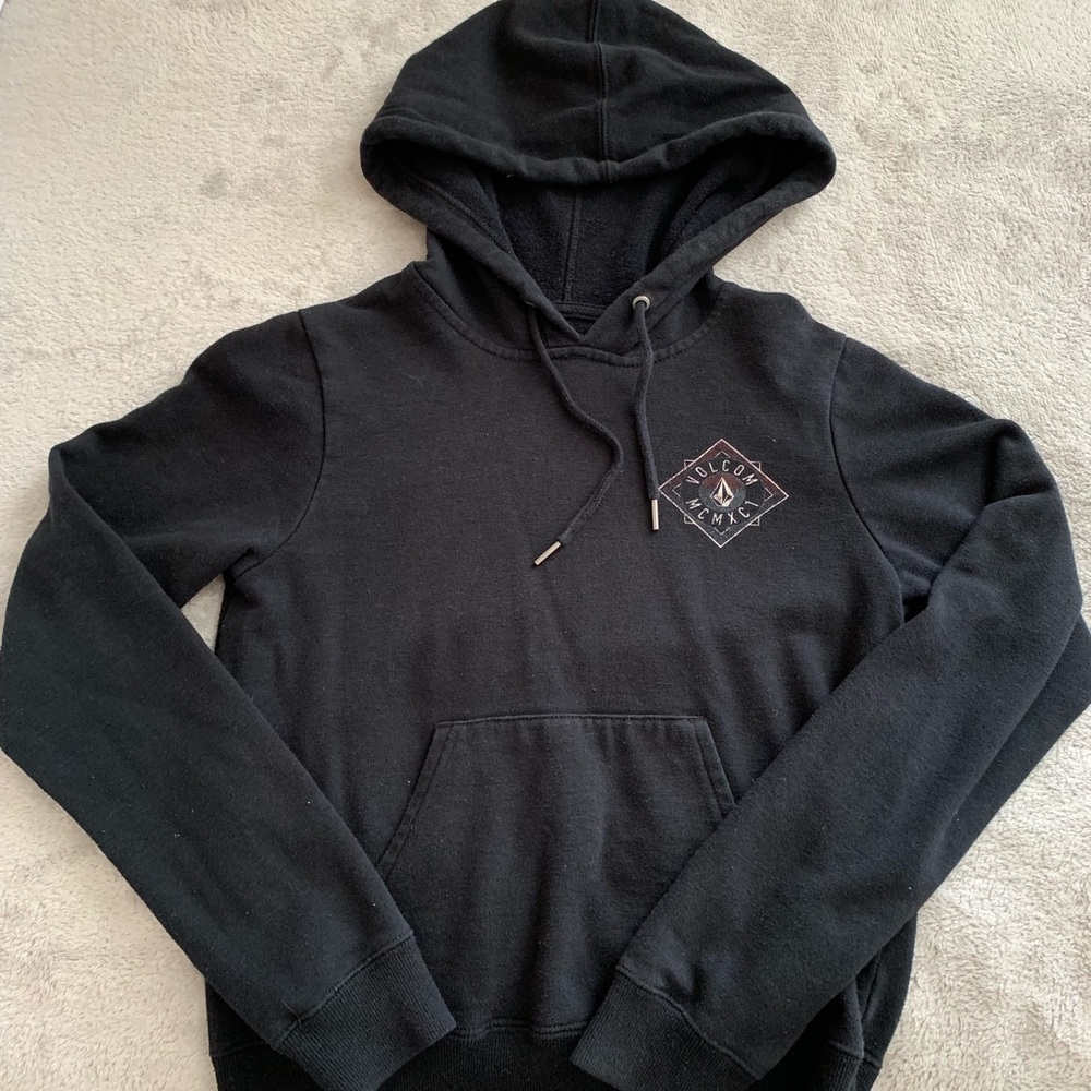 Volcom black hoodie